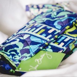 Brand NEW, Never Used - Vera Bradley Wallet